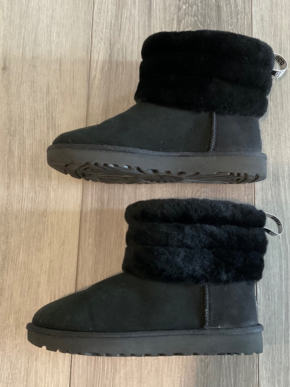 UGG Classic Mini Fluff Quilted Sheepskin Boots in Black Suede Size 7 NEW - Picture 3 of 11